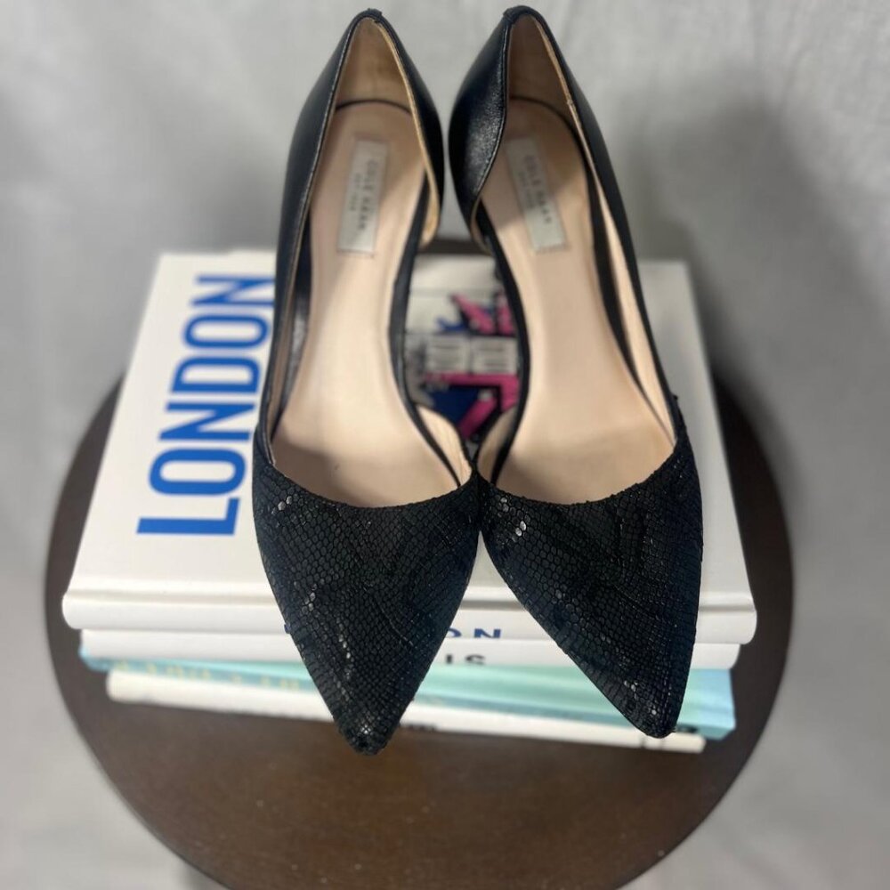 Cole Haan D'Orsay Snakeskin Leather Pumps in Black - Size 5 - Picture 2 of 6